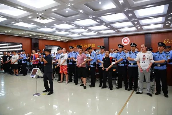 走出“辱母案”的于欢:回报社会的感觉很好!他的现状如何?