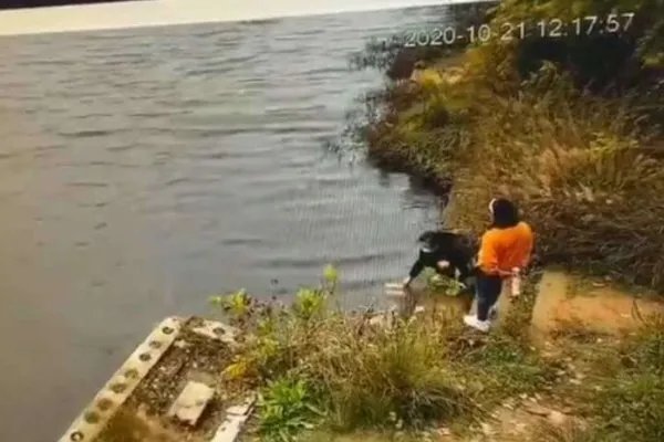 疑似被同伴推下水女子女儿发声,回忆事发前细节,还有哪些疑团待解开?