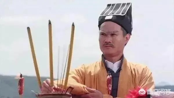 林正英两部经典佳作《僵尸先生》和《僵尸道长》你更喜欢哪一部?