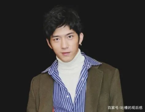 井柏然风格变化太大了,五官看着太帅气,打扮是不是也变时尚了?
