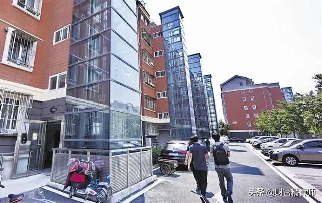 老小区加装电梯大概要多少费用每个楼层怎么分摊?