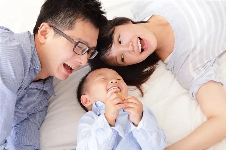 当下年轻人为什么不愿意生小孩？背后的真相，让人心酸......