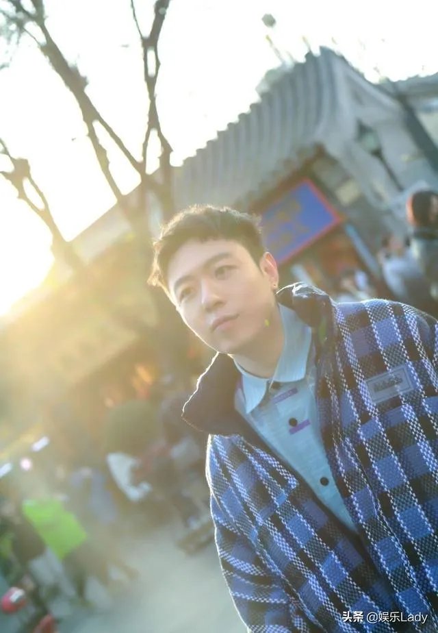 可以分享德云社私服照片吗?