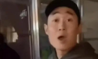 关于店主辱骂顾客2000块东西都买不起一事,你有何看法?