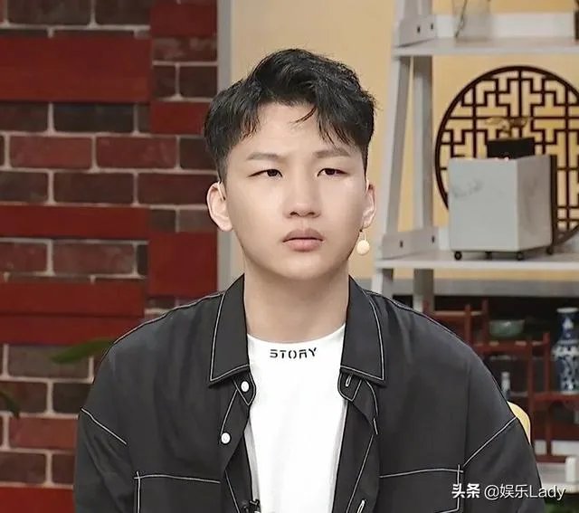 可以分享德云社私服照片吗?