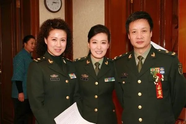 这是什么军衔