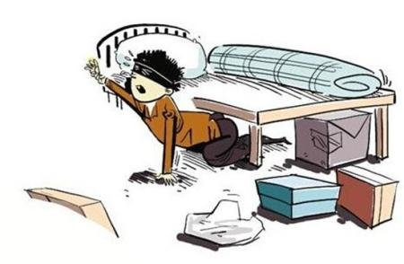 小偷反锁房主家中 怎么会有这么蠢的贼?
