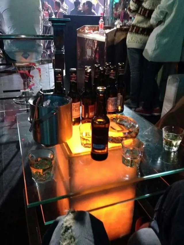 酒桌上怎样拒绝别人的劝酒?