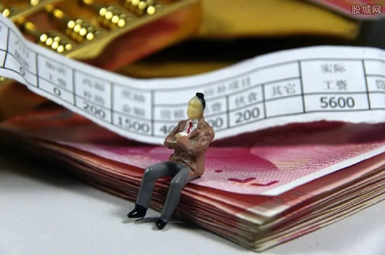 2018上调最低工资 上海月最低工资标准为全国最高