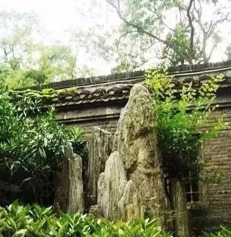 庭院里的这一方石头,历经千年,大有讲究