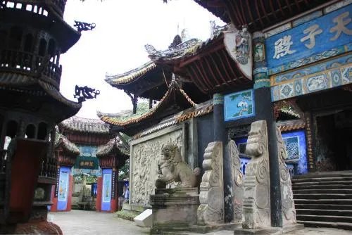 对重庆市丰都县的鬼城,为什么叫鬼城,能科普一下吗?