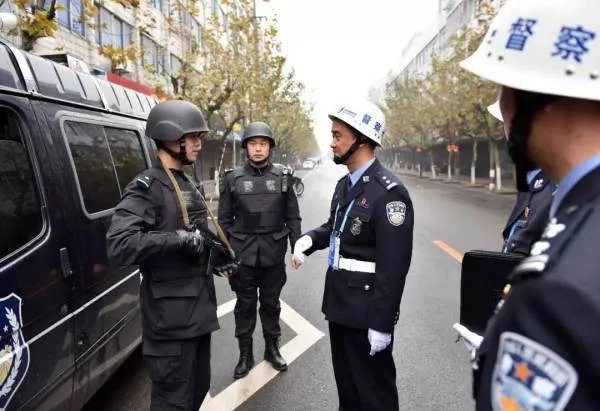湖北一民警巡查“加拿大一枝黄花”时殉职,这位民警身上有哪些优秀的品质?