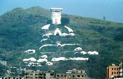 对重庆市丰都县的鬼城,为什么叫鬼城,能科普一下吗?