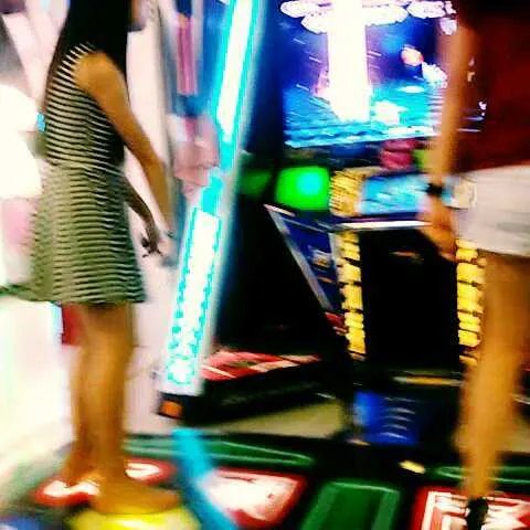 咬咬你的歌曲歌词