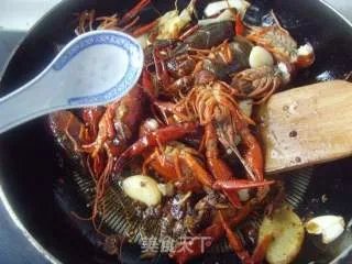 麻辣小龙虾