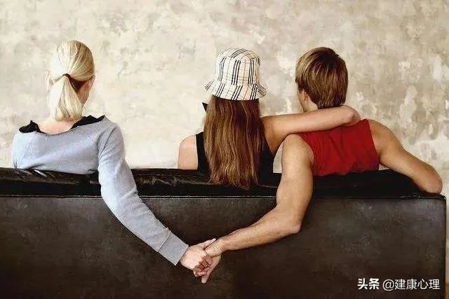 在珍爱网上遇到一个感情骗子,我该放过他吗?