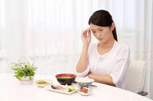 向太否认郭碧婷已生女,称向佐上周才获批赴台陪产,郭碧婷怀的真是女孩?