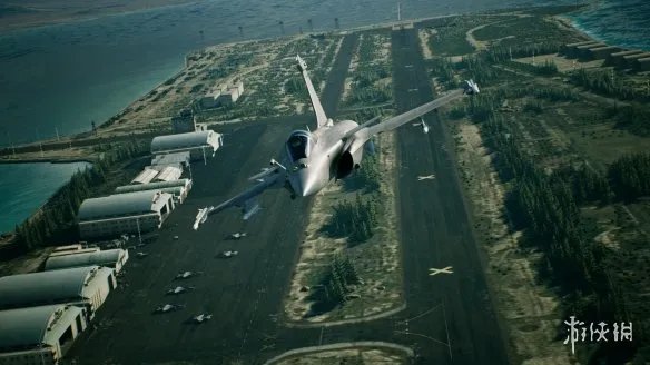 飞行游戏《皇牌空战7:未知空域》PC正式版下载发布