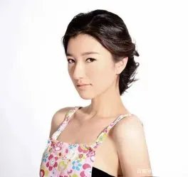 猫脸女孩上非诚勿扰相亲,不料10年内没人敢牵手,卸妆后结局如何?