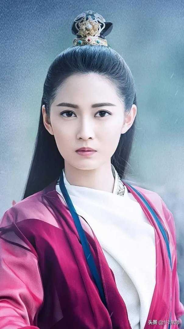 拍古装戏时,为演员定制的古装在杀青后会到哪?