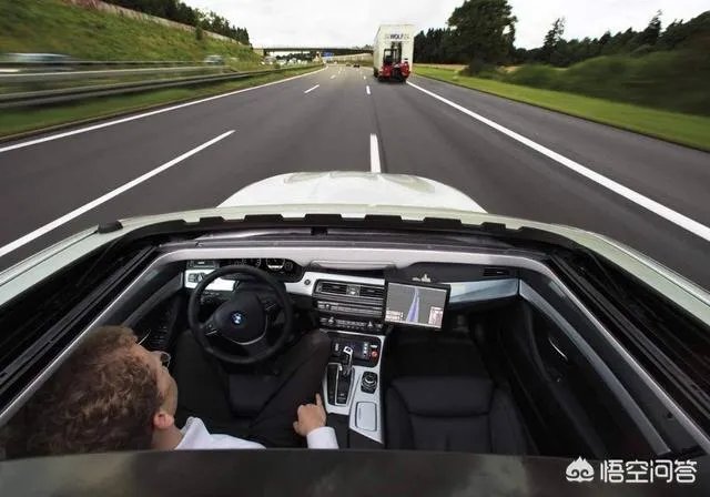 车辆开启定速巡航后被锁死在120无法刹车,一小时后才刹车成功,其后能否继续行驶?